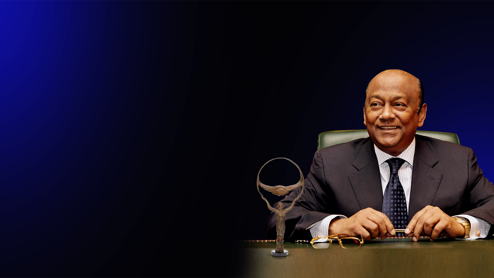 Transcom_Web-Chairman-And-Award